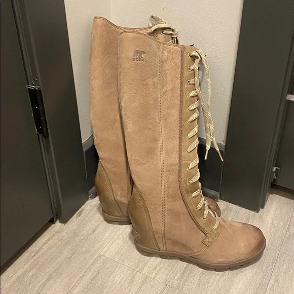 NWT Sorel Boots - Picture 2 of 4